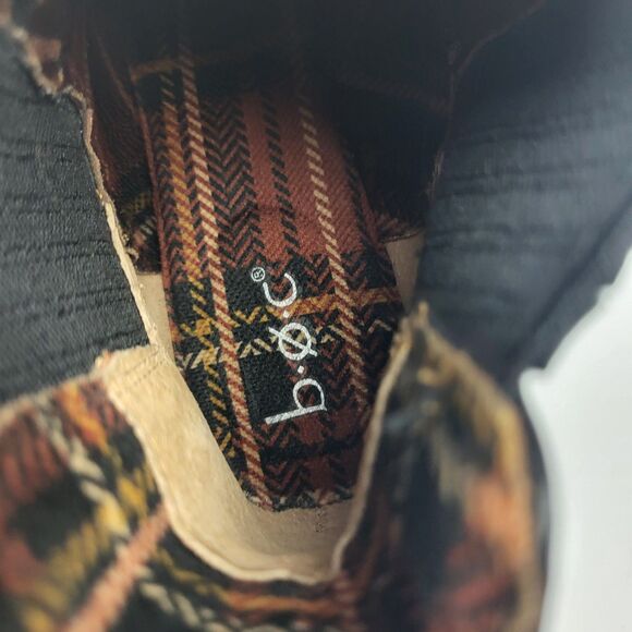 B.O.C. By Born Erin Womens Chelsea Ankle Boot Leather pull on Black Size 7.5M - Picture 9 of 10